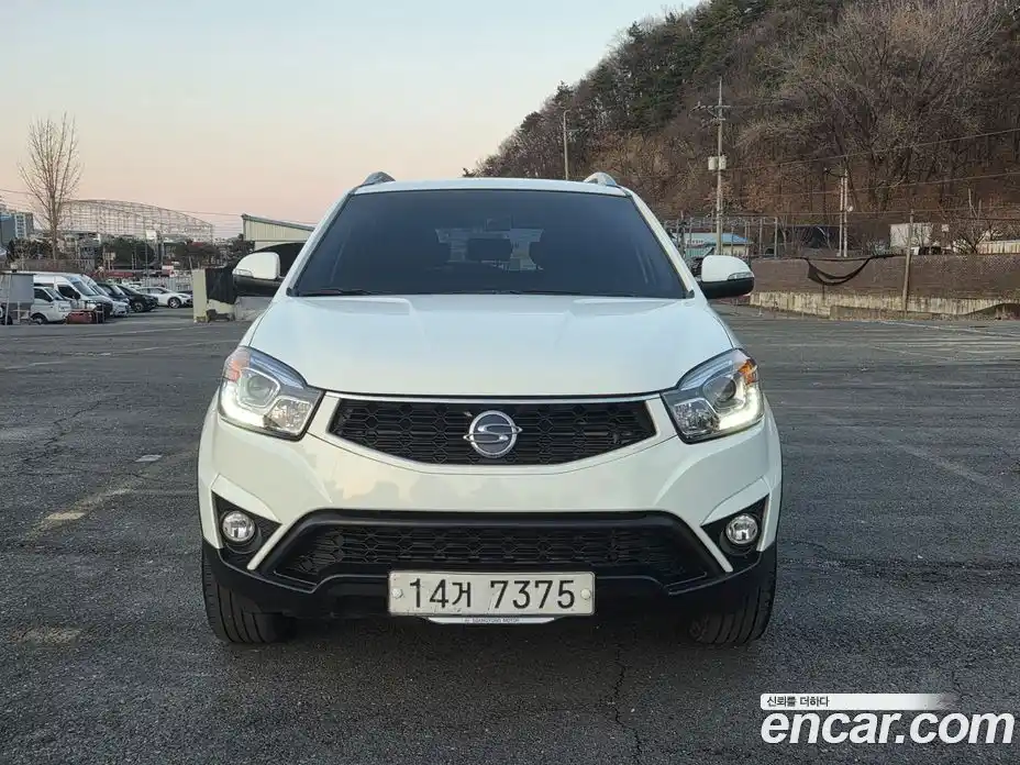 SsangYong Korando 2015 2.0 Автомат в Москве № 341911, фото 18