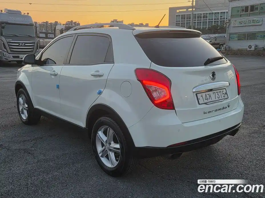 SsangYong Korando 2015 2.0 Автомат в Москве № 341911, фото 3