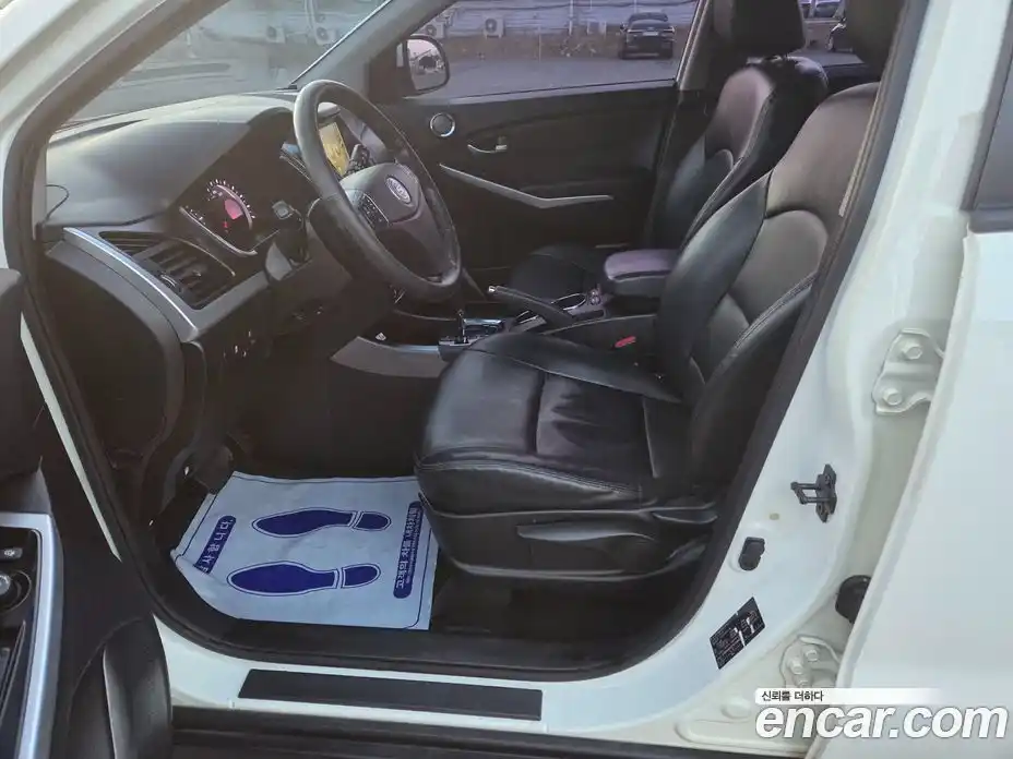 SsangYong Korando 2015 2.0 Автомат в Москве № 341911, фото 6