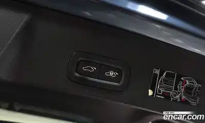 Volvo XC40 2019 2.0 Автомат в Москве № 344220, миниатюра 10