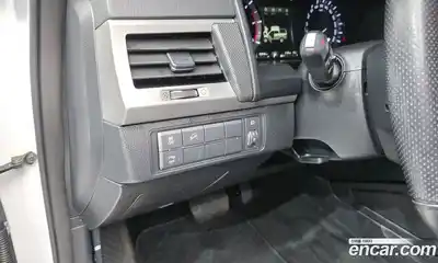 SsangYong Rexton 2019 2.2 Автомат в Москве № 35606, миниатюра 4