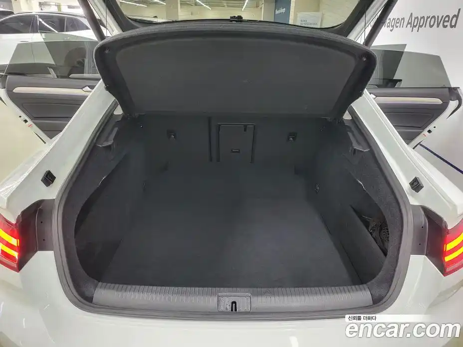 Volkswagen Arteon 2020 2.0 Автомат в Москве № 359161, фото 15