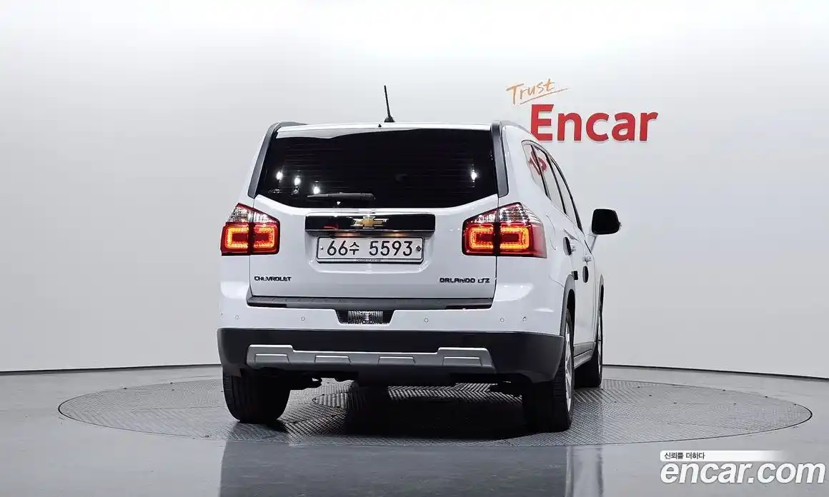 Chevrolet Orlando 2017 2.0 Автомат в Москве № 370690, фото 4