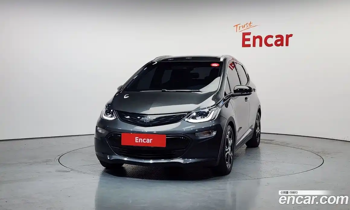 Chevrolet Bolt EV 2018 0.2 Автомат в Москве № 37310, фото 1