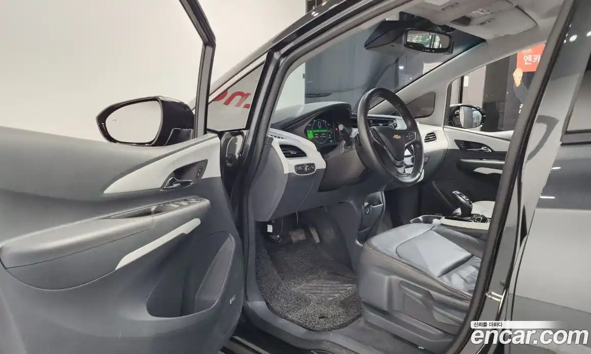 Chevrolet Bolt EV 2018 0.2 Автомат в Москве № 37310, фото 13