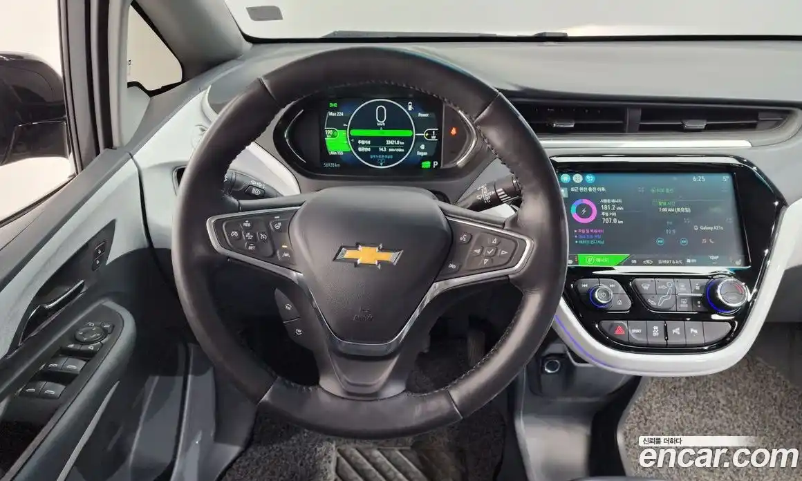 Chevrolet Bolt EV 2018 0.2 Автомат в Москве № 37310, фото 18