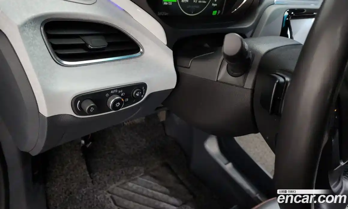 Chevrolet Bolt EV 2018 0.2 Автомат в Москве № 37310, фото 7