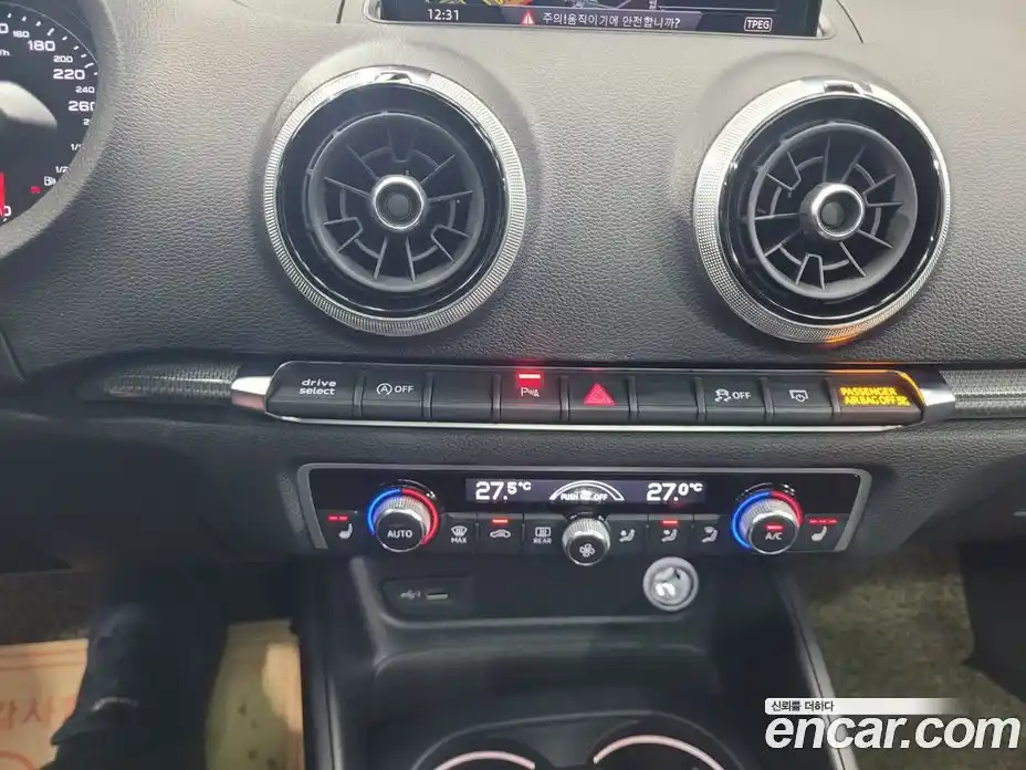 Audi A3 2018 2.0 Автомат в Москве № 373524, фото 15