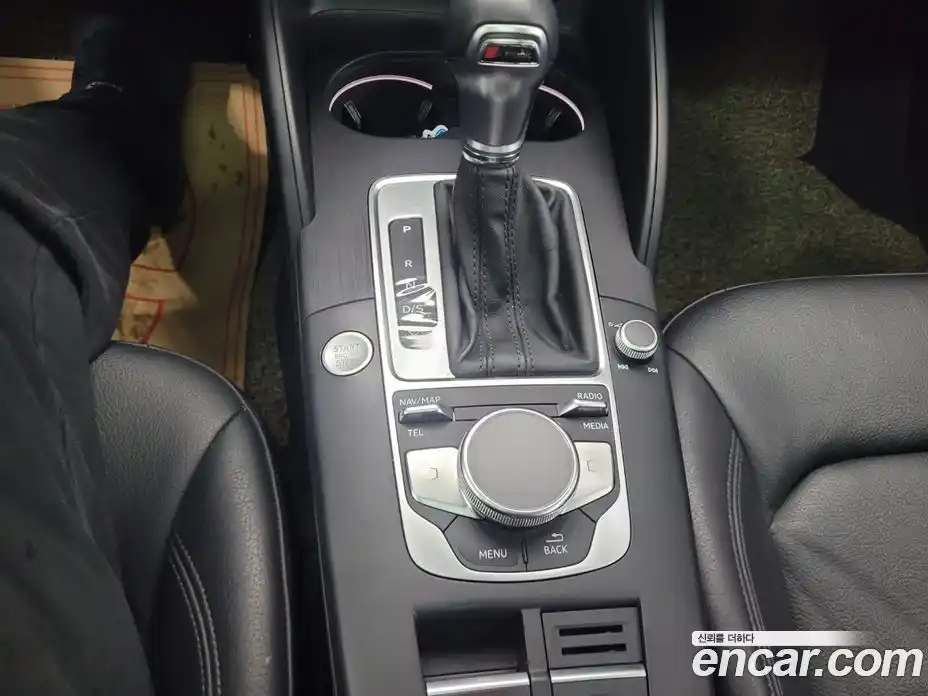 Audi A3 2018 2.0 Автомат в Москве № 373524, фото 17