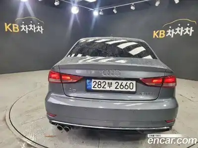 Audi A3 2018 2.0 Автомат в Москве № 373524, миниатюра 7