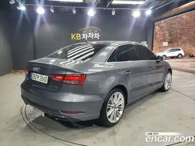 Audi A3 2018 2.0 Автомат в Москве № 373524, миниатюра 8