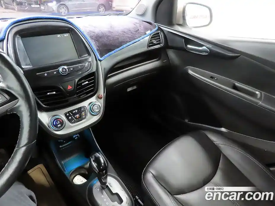 Chevrolet Spark 2016 1.0 Автомат в Москве № 37759, фото 17