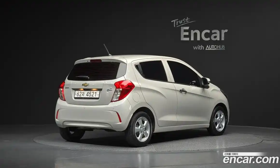 Chevrolet Spark 2018 1.0 Автомат в Москве № 38263, фото 19