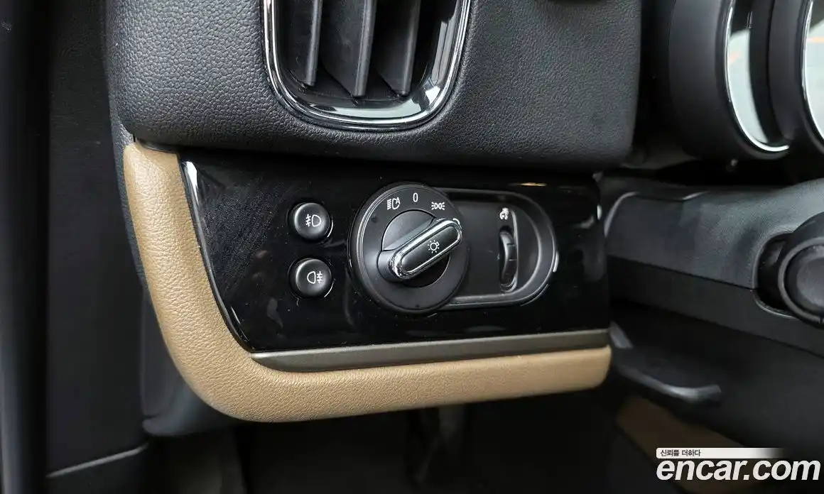 Mini Countryman 2018 2.0 Автомат в Москве № 392697, фото 16