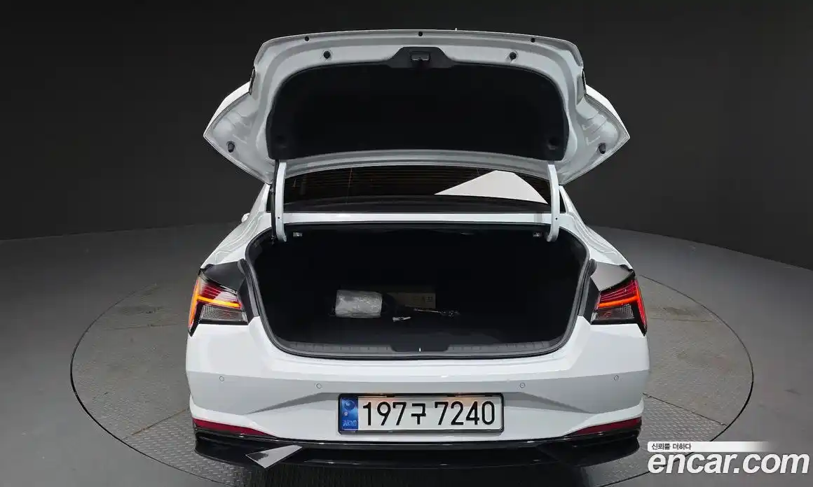 Hyundai Avante 2023 1.6 Автомат в Москве № 396462, фото 20