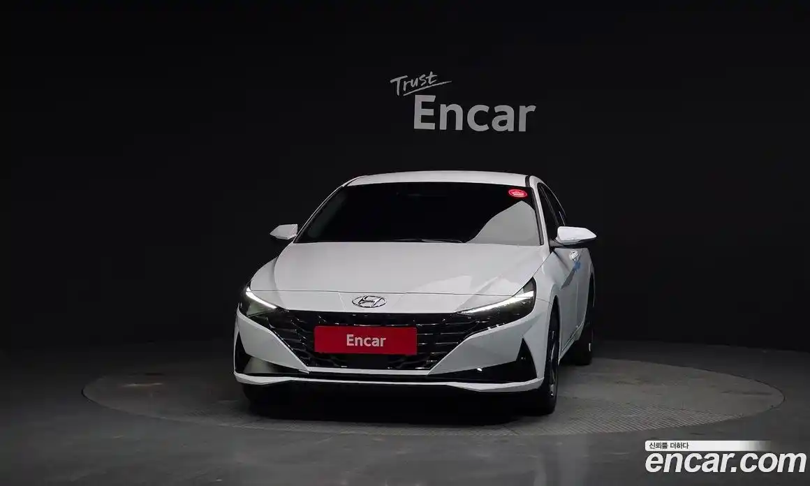 Hyundai Avante 2023 1.6 Автомат в Москве № 396462, фото 3