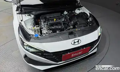 Hyundai Avante 2023 1.6 Автомат в Москве № 396462, миниатюра 6