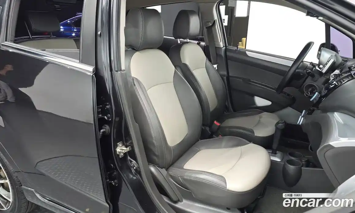 Chevrolet Spark 2012 1.0 Автомат в Москве № 39891, фото 14