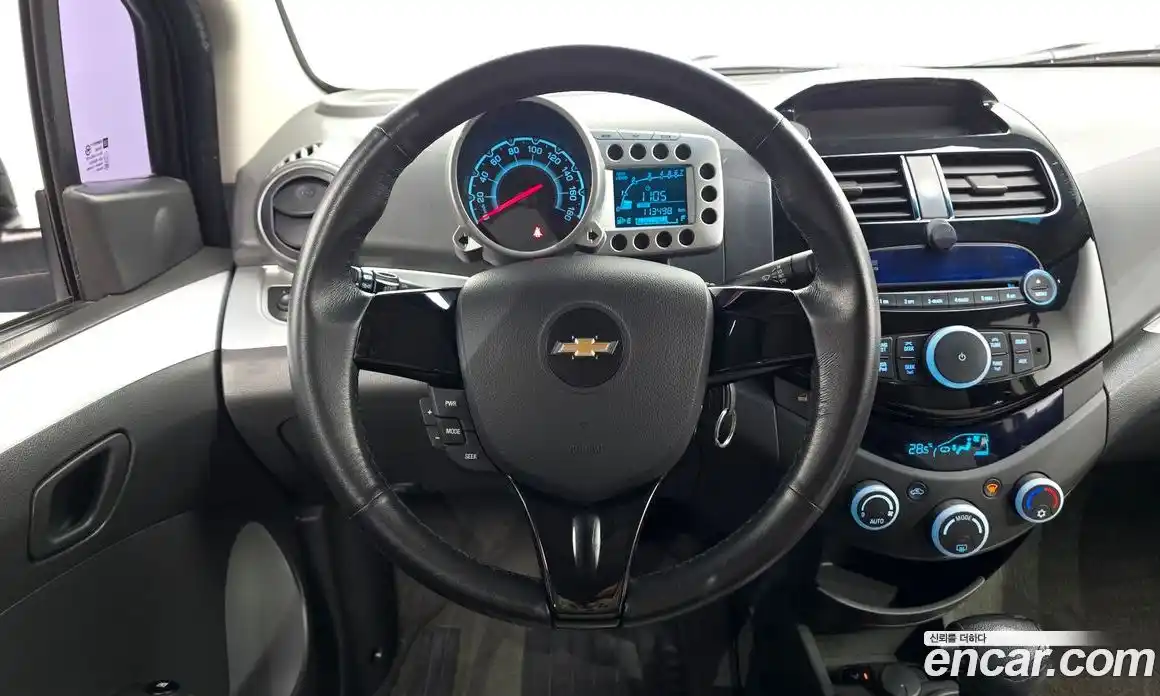 Chevrolet Spark 2012 1.0 Автомат в Москве № 39891, фото 20