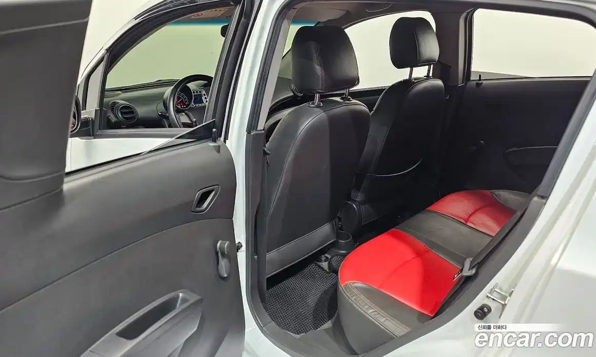 Chevrolet Matiz 2010 1.0 Автомат в Москве № 40189, фото 18