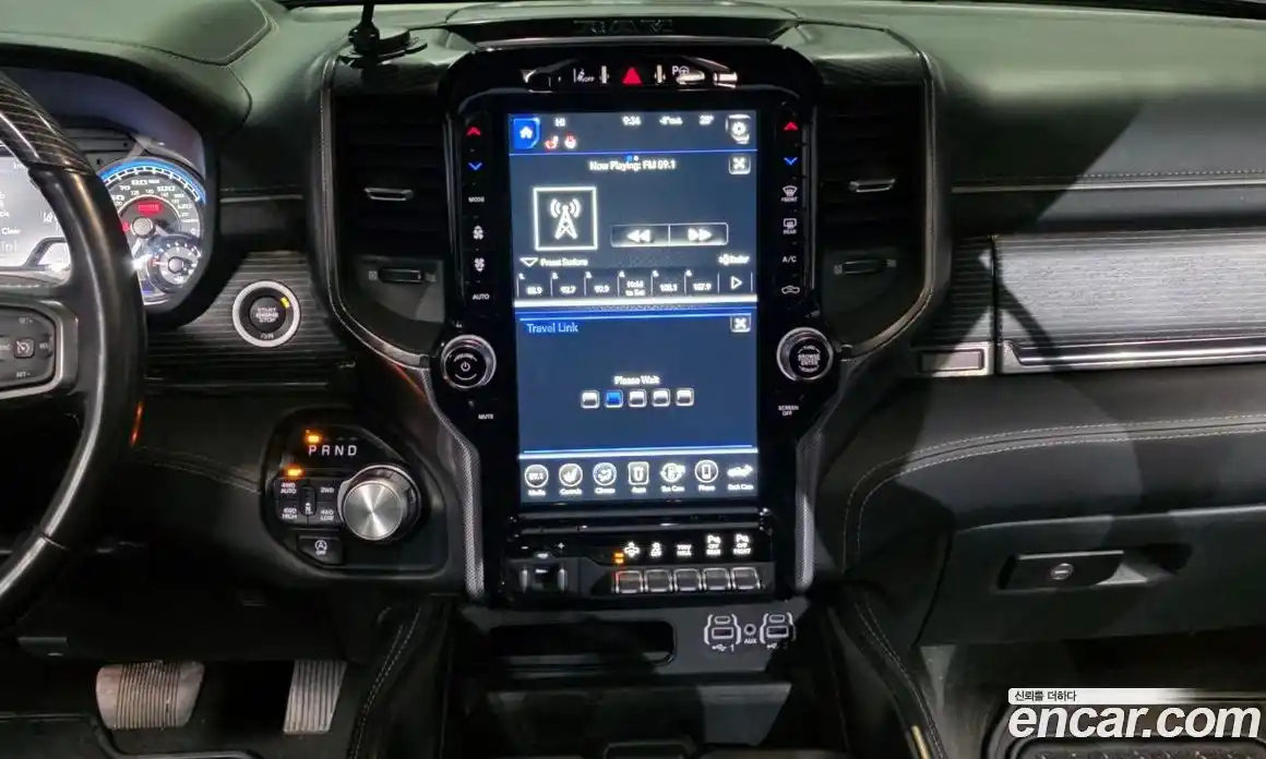 Dodge Ram Pick Up 2021 5.7 Автомат в Москве № 402676, фото 9