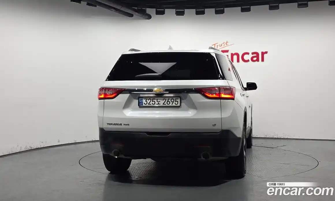 Chevrolet Traverse 2021 3.6 Автомат в Москве № 41066, фото 4