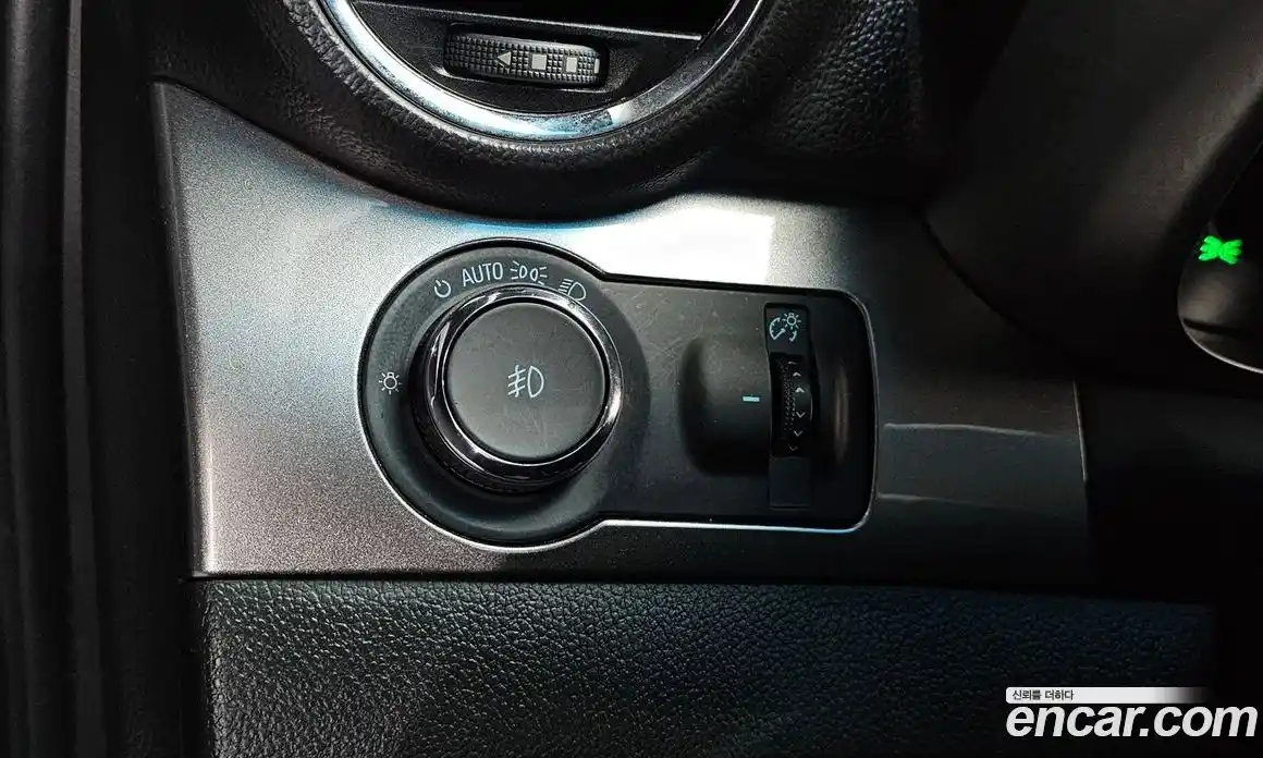 Chevrolet Orlando 2014 2.0 Автомат в Москве № 412304, фото 15