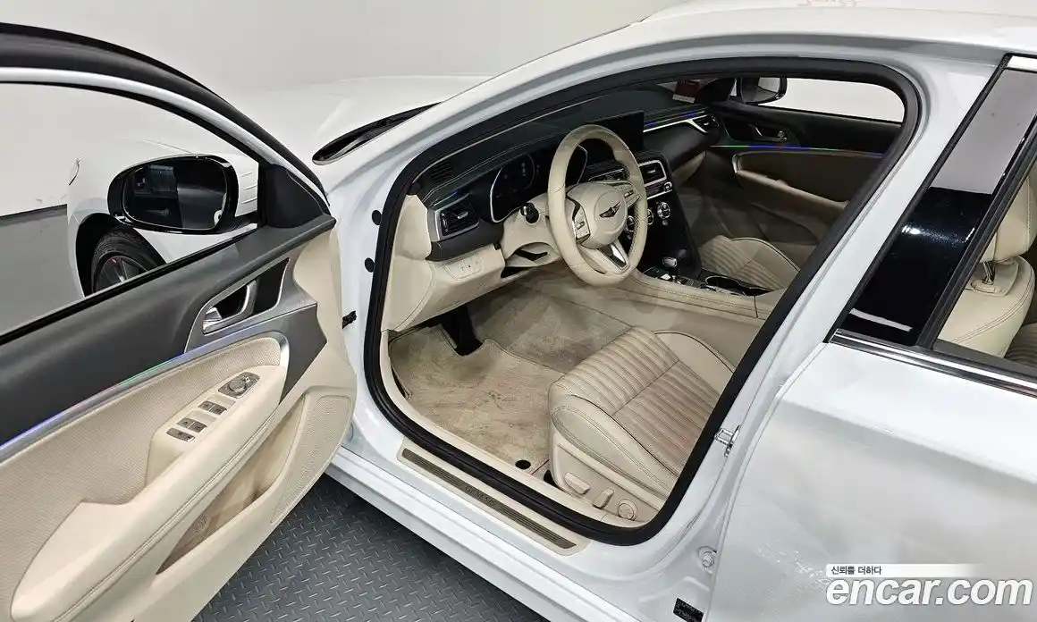 Genesis G70 2023 2.0 Автомат в Москве № 418959, фото 11