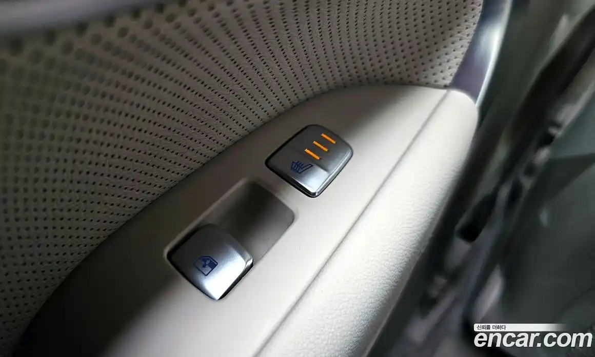 Genesis G70 2023 2.0 Автомат в Москве № 418959, фото 17