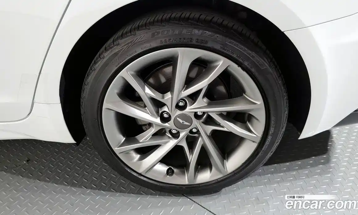 Genesis G70 2023 2.0 Автомат в Москве № 418959, фото 5