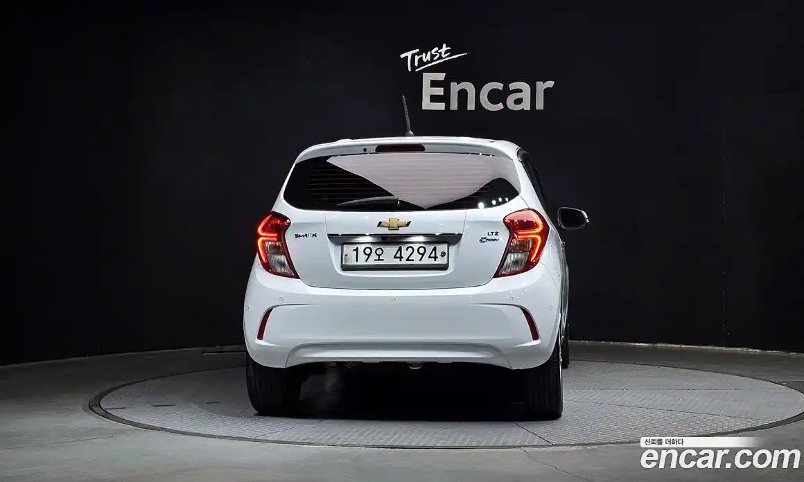 Chevrolet Spark 2016 1.0 Автомат в Москве № 42109, фото 11