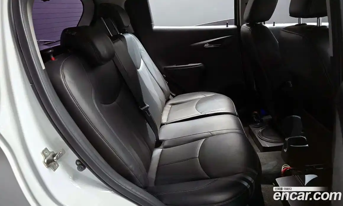 Chevrolet Spark 2016 1.0 Автомат в Москве № 42109, фото 3