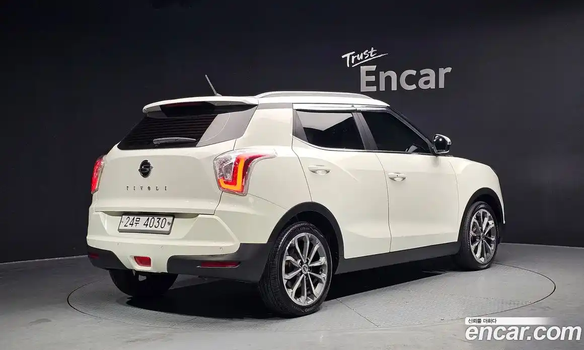 SsangYong TIBOLI 2017 1.6 Автомат в Москве № 421244, фото 2