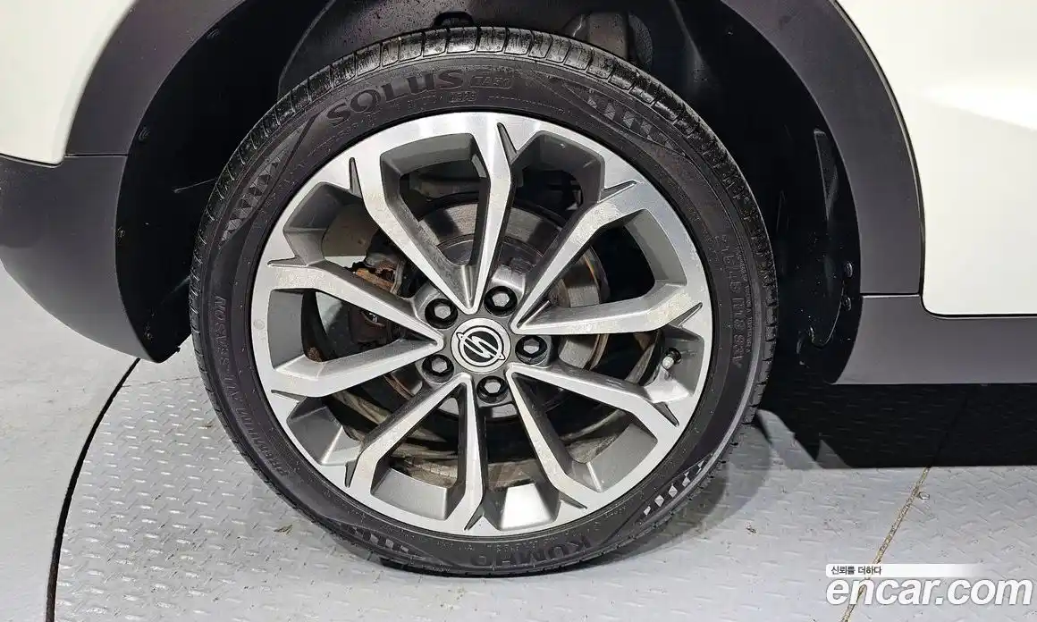 SsangYong TIBOLI 2017 1.6 Автомат в Москве № 421244, фото 5