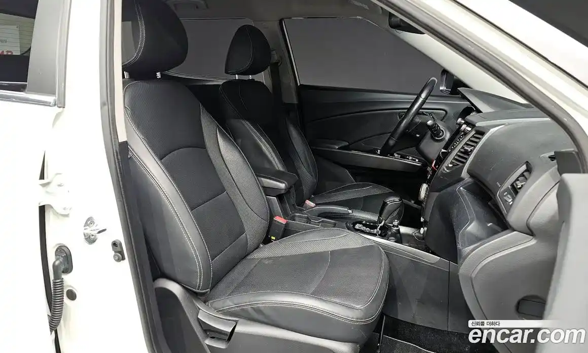 SsangYong TIBOLI 2017 1.6 Автомат в Москве № 421244, фото 10