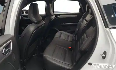 Renault XM3 2023 1.6 Автомат в Москве № 422793, миниатюра 11