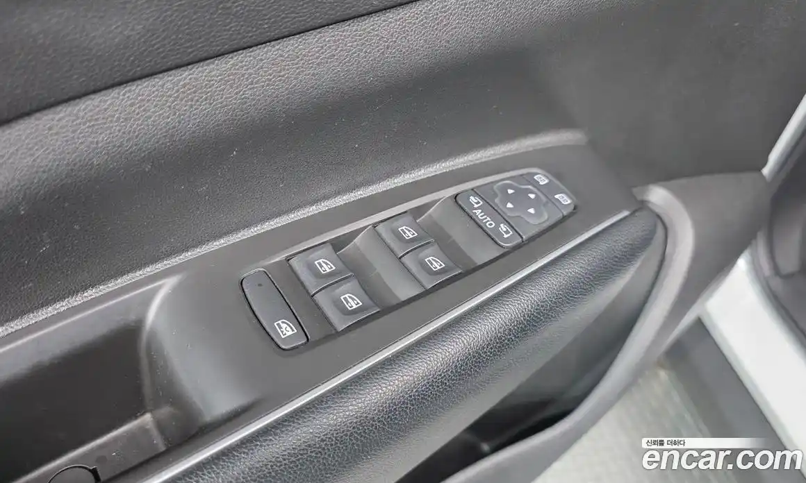 Renault QM6 2021 2.0 Автомат в Москве № 423840, фото 12