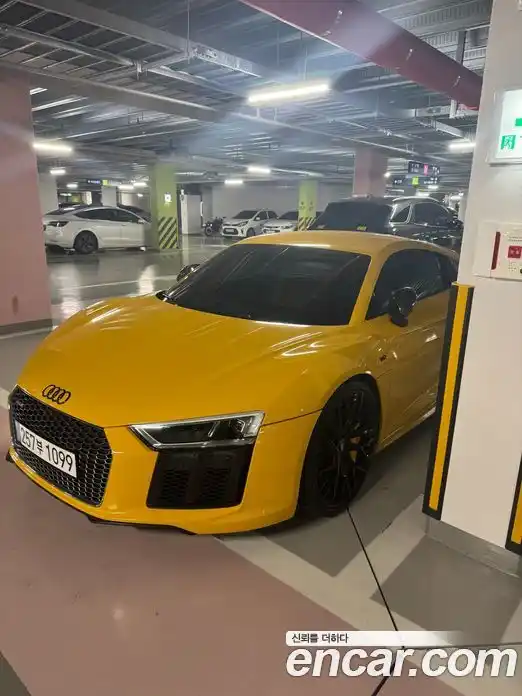 Audi R8 2017 5.2 Автомат в Москве № 429597, фото 8