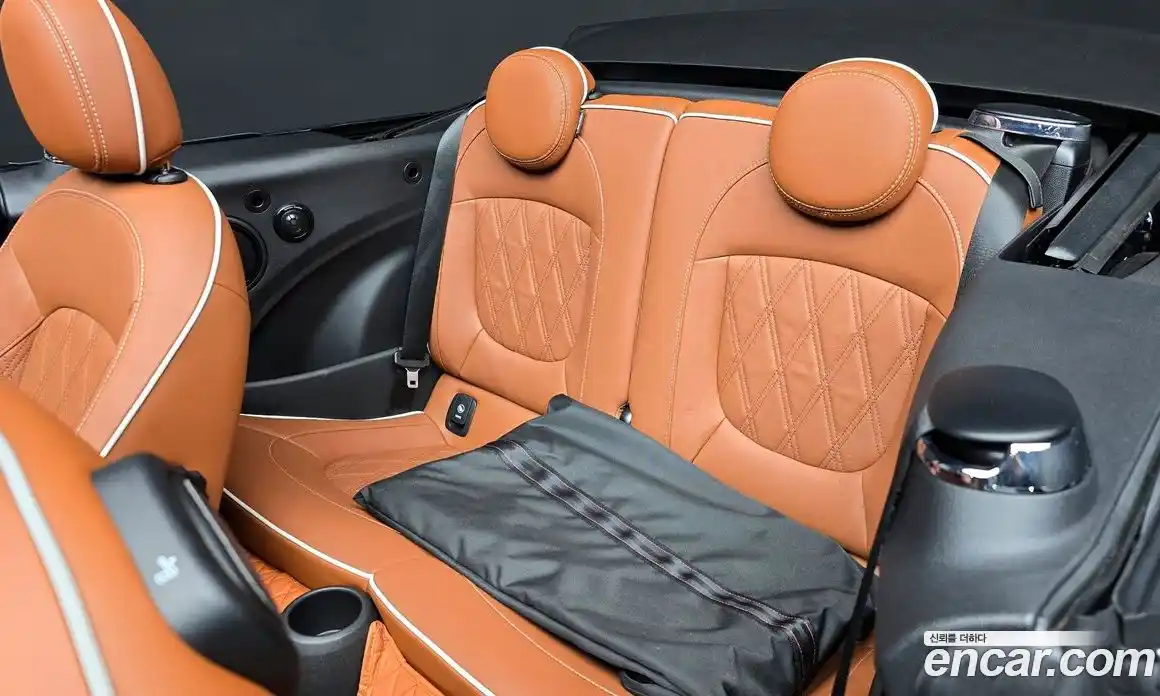 Mini Cooper Convertible 2024 2.0 Автомат в Москве № 431782, фото 12