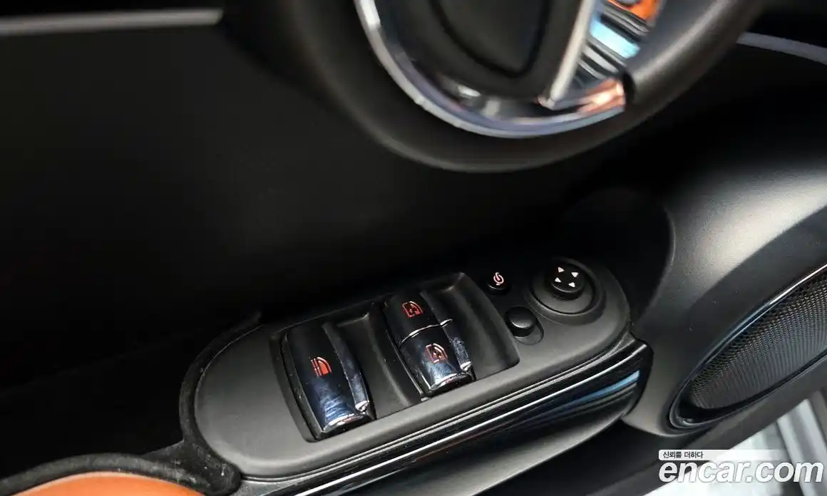 Mini Cooper Convertible 2024 2.0 Автомат в Москве № 431782, фото 16