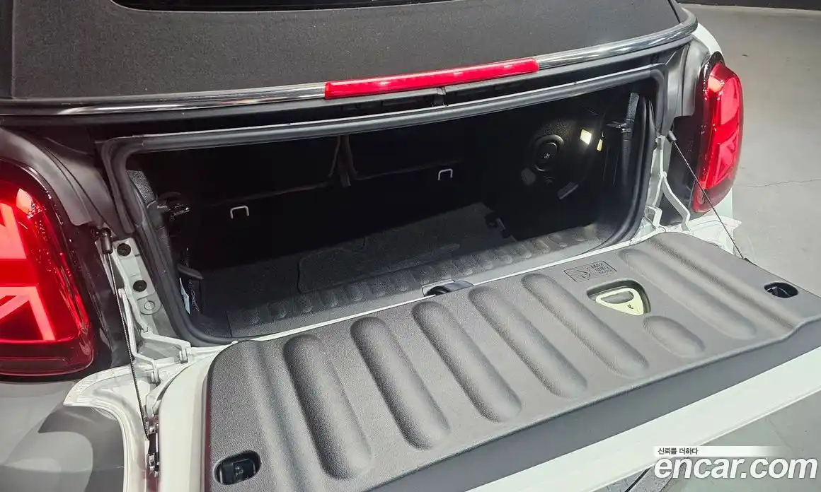 Mini Cooper Convertible 2024 2.0 Автомат в Москве № 431782, фото 20