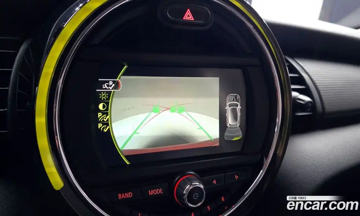 Mini Cooper 2018 1.5 Автомат в Москве № 432123, фото 15