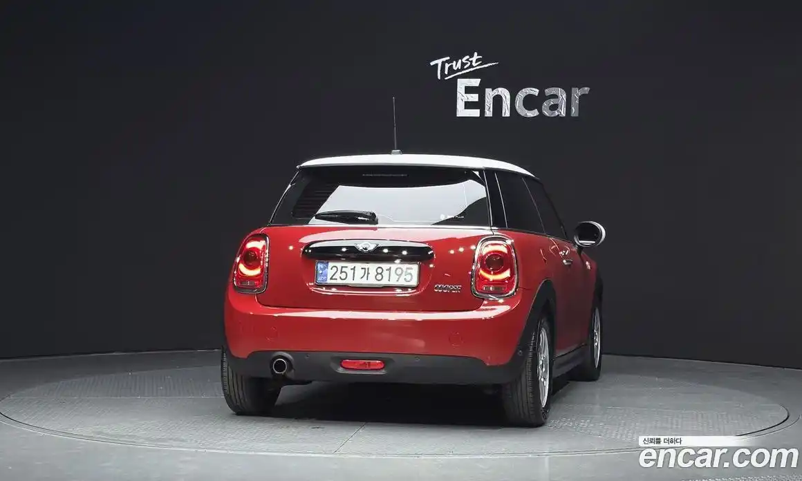 Mini Cooper 2018 1.5 Автомат в Москве № 432123, фото 4