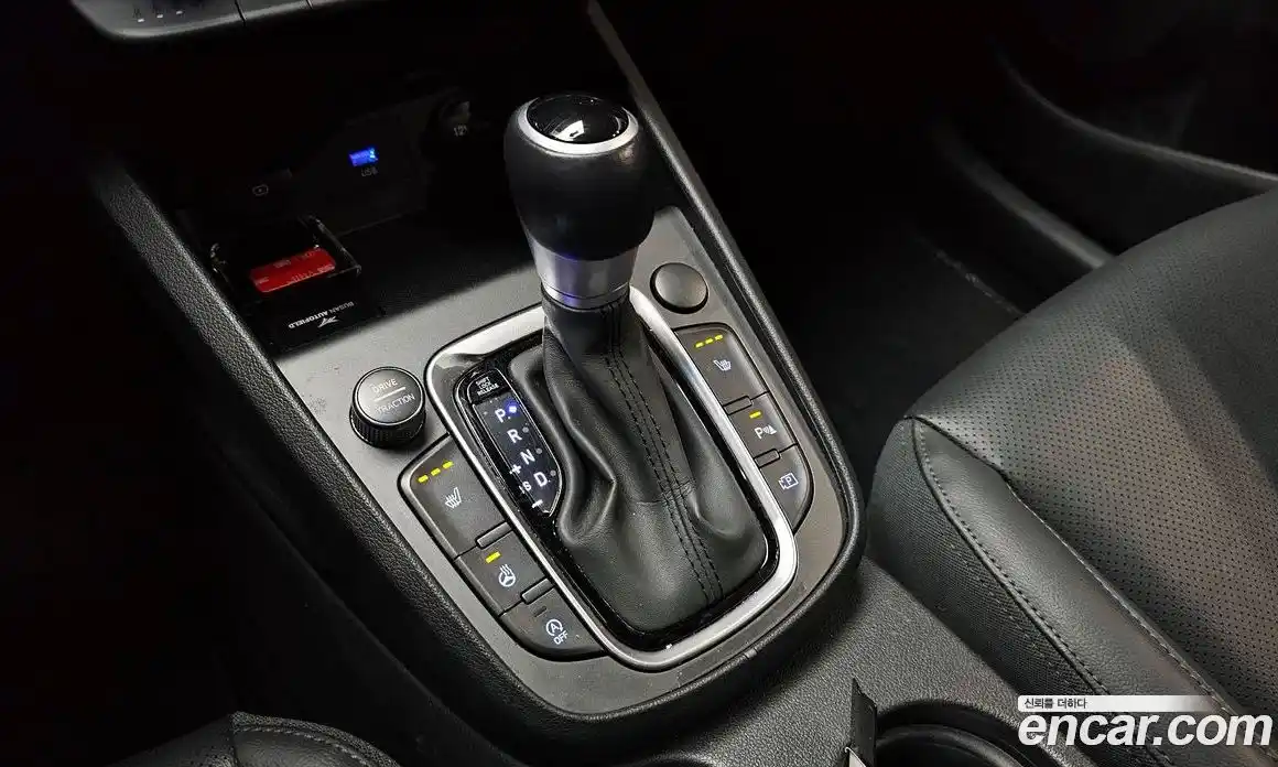 Hyundai Kona 2021 1.6 Автомат в Москве № 43669, фото 7