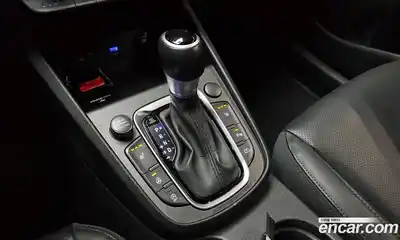 Hyundai Kona 2021 1.6 Автомат в Москве № 43669, миниатюра 7