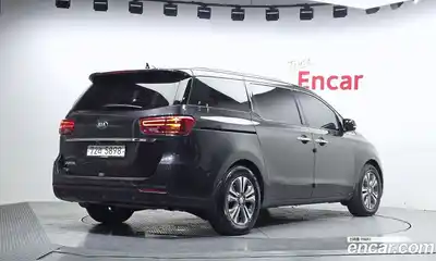 Kia Canival 2019 2.2 Автомат в Москве № 451592, миниатюра 2