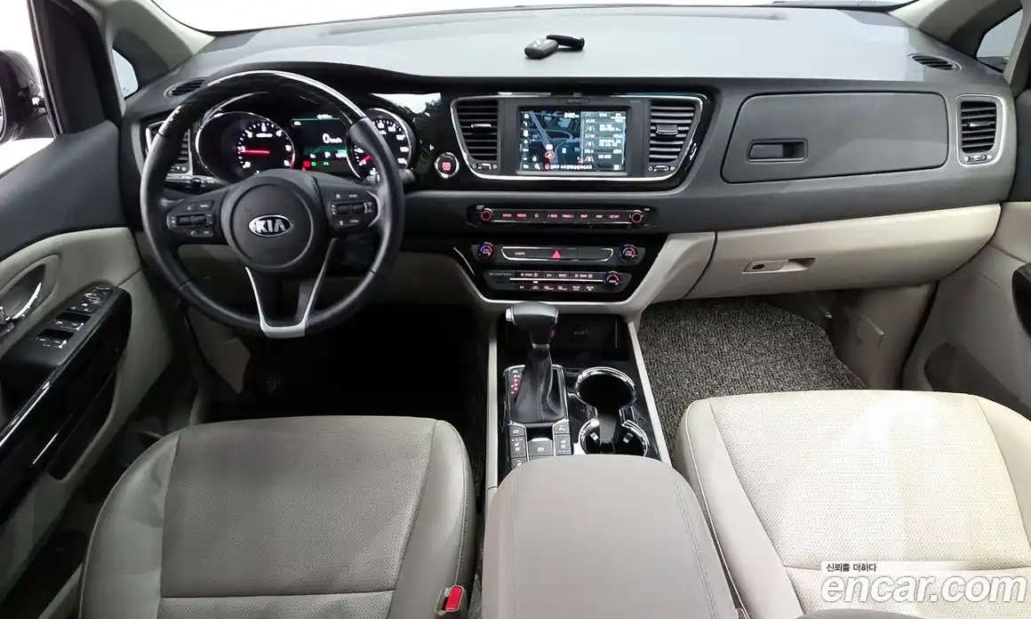 Kia Canival 2019 2.2 Автомат в Москве № 451592, фото 7