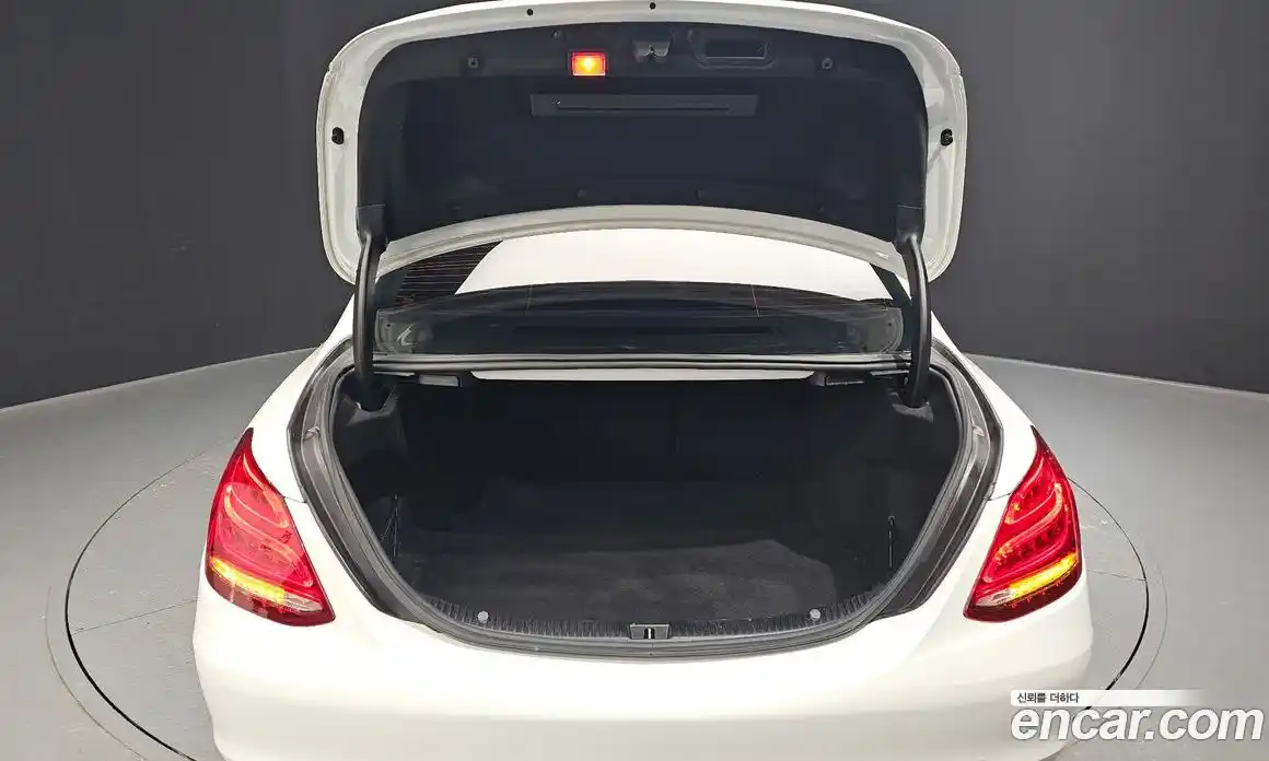 Mercedes-Benz C-Class 2018 2.1 Автомат в Москве № 467006, фото 20