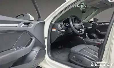 Audi A3 2015 1.6 Автомат в Москве № 468784, миниатюра 12