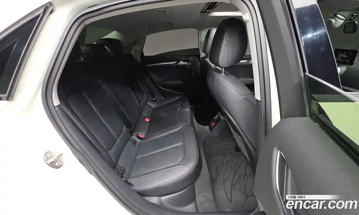 Audi A3 2015 1.6 Автомат в Москве № 468784, фото 19